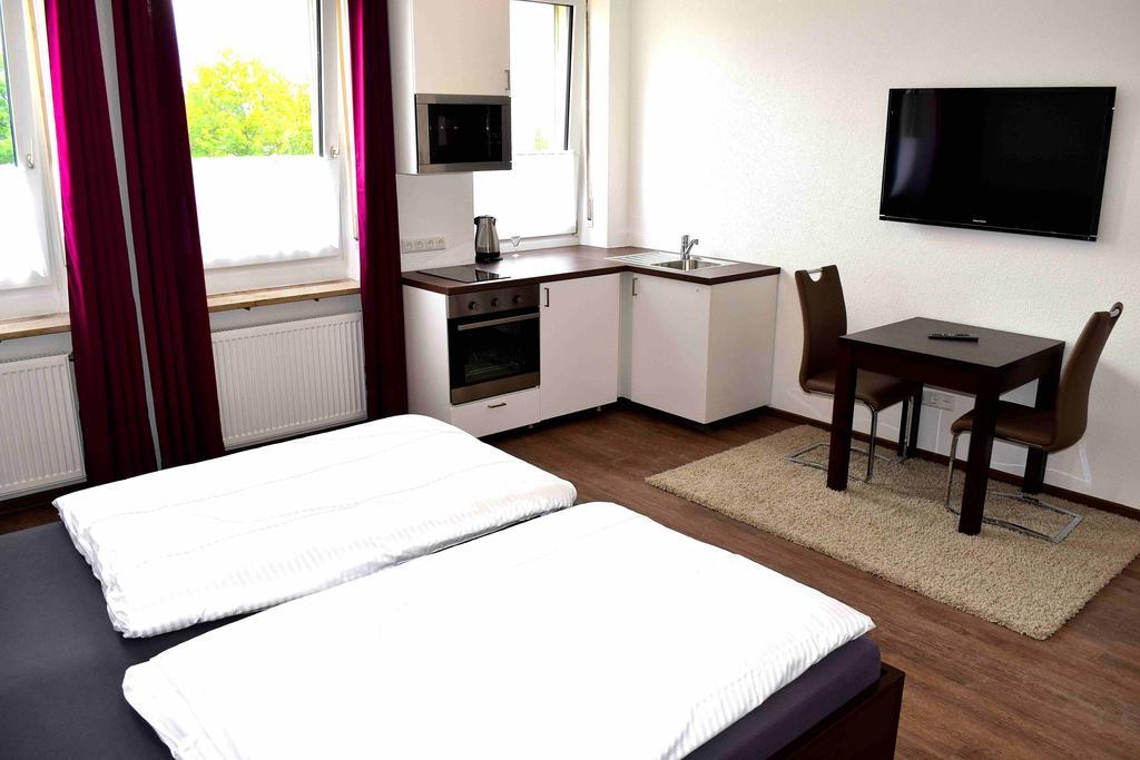 Boardinghouse - Stadtvilla Budget Швайнфурт Номер фото